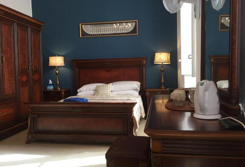 سوییت جونیور با بالکن, Santa Marija House