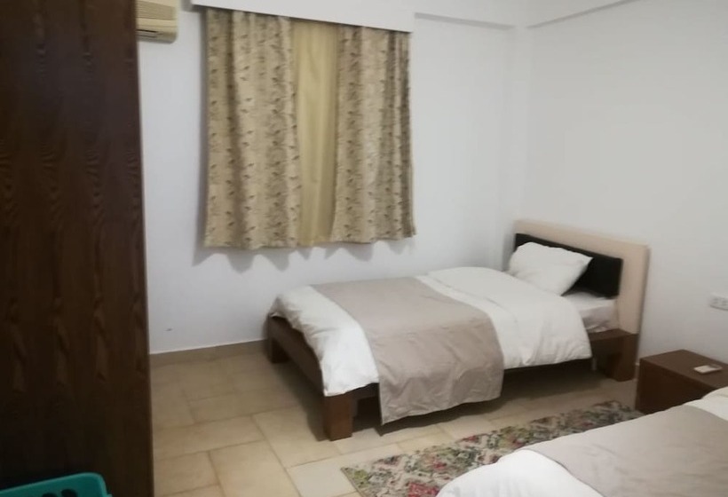 کلبه ییلاقی سوپریور یک خوابه, Marina View Residence