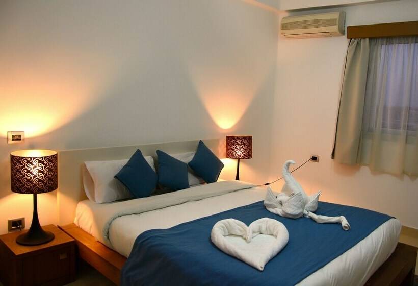 کلبه ییلاقی, Marina View Residence