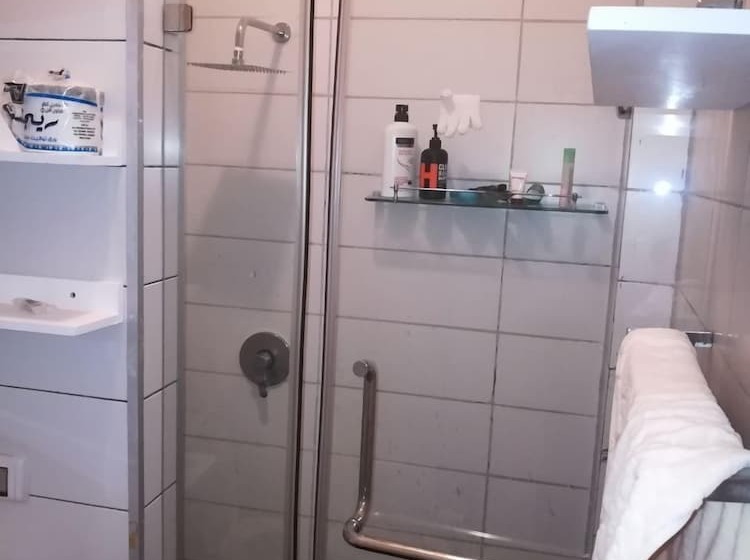 کلبه ییلاقی سوپریور یک خوابه, Marina View Residence