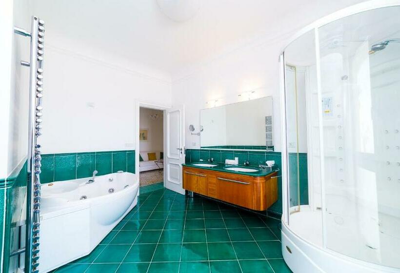 Deluxe Suite Sea View, Villa Eliana