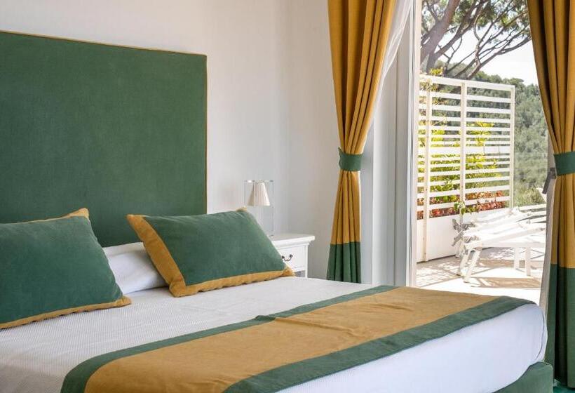 Deluxe Suite Sea View, Villa Eliana