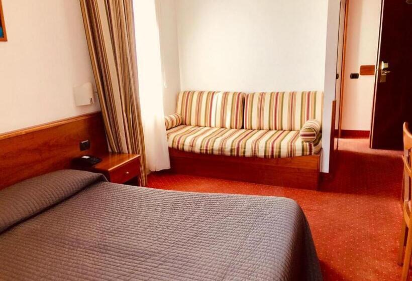 수피리어 싱글 룸, Serenella