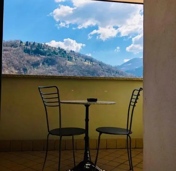 スーペリアシングルルーム, Serenella