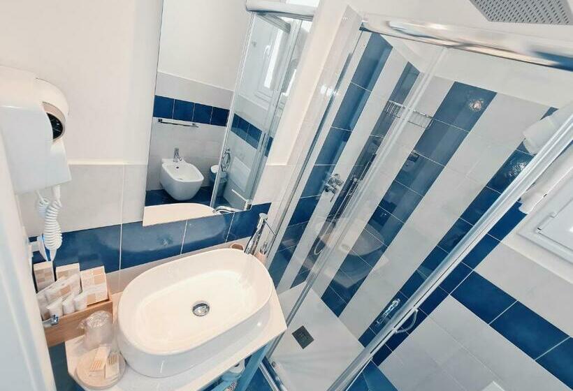 Четырехместный Номер Стандарт, Kalinifta Rooms Apartment