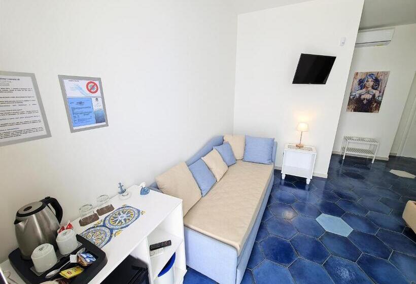 חדר סטנדרט לארבעה, Kalinifta Rooms Apartment
