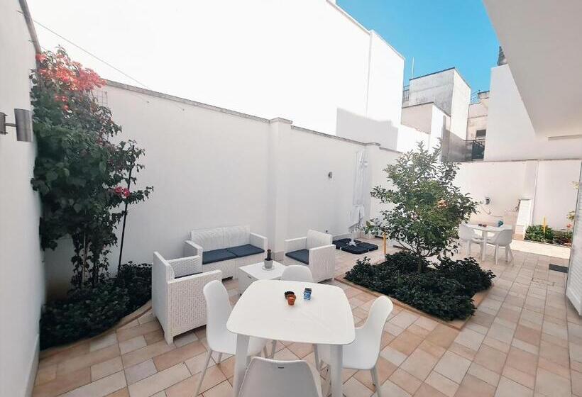 Четырехместный Номер Стандарт, Kalinifta Rooms Apartment