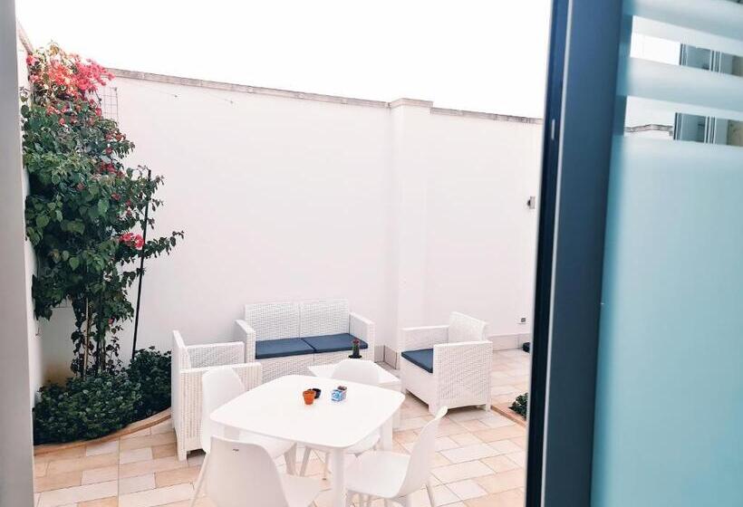 חדר סטנדרט לארבעה, Kalinifta Rooms Apartment