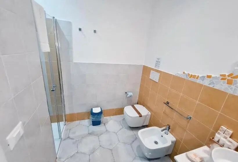 スタンダードトリプルルーム, Kalinifta Rooms Apartment