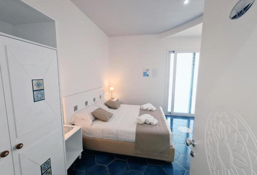 חדר סטנדרט לשלושה, Kalinifta Rooms Apartment