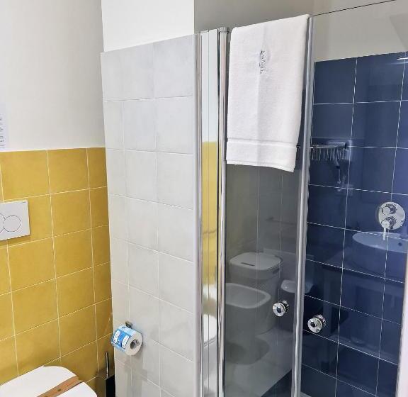 דירת חדר, Kalinifta Rooms Apartment