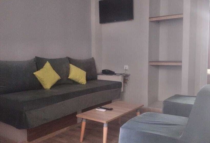 带1个卧室的豪华公寓, Hamilton Suites & Appart