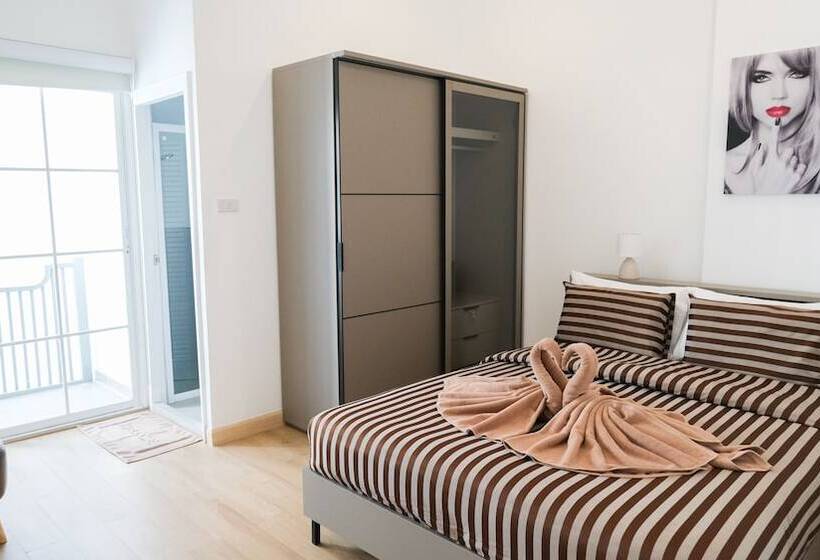 Quarto Superior, The Square 101