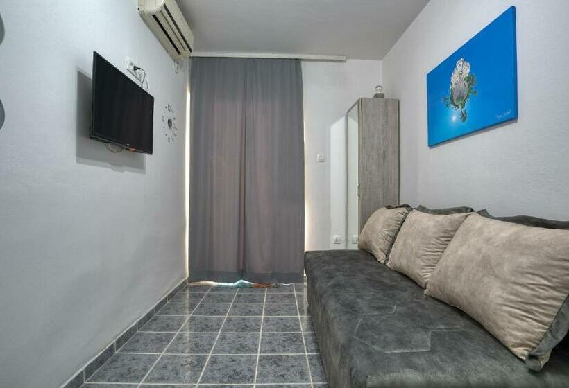 استودیوی استاندارد, Baka Zlata Apartments