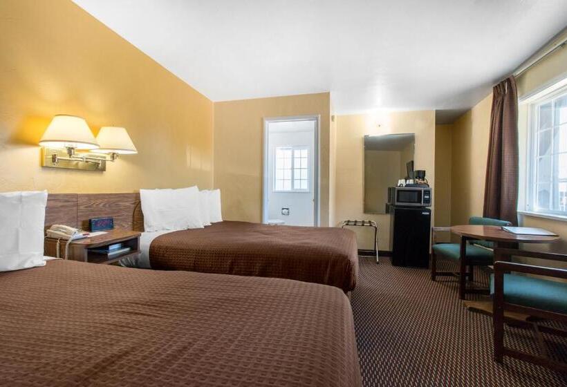 חדר סטנדרט שתי מיטות זוגיות, Eureka Town House Motel  Historic Old Town