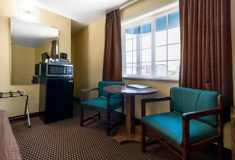 חדר סטנדרט שתי מיטות זוגיות, Eureka Town House Motel  Historic Old Town