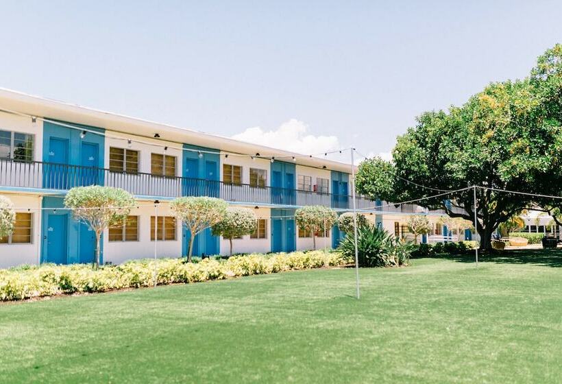 غرفة قياسية سرير مزدوج, Postcard Inn On The Beach