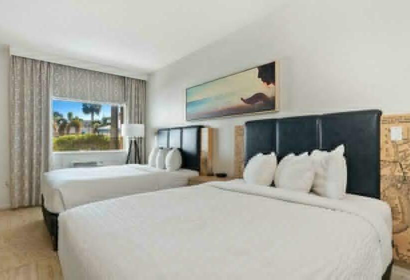 غرفة قياسية مطلّة علي حمام السباحة, Postcard Inn On The Beach