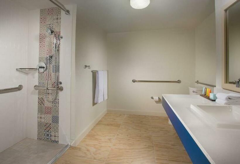 غرفة قياسية لذوى الاحتياجات الخاصة, Postcard Inn On The Beach