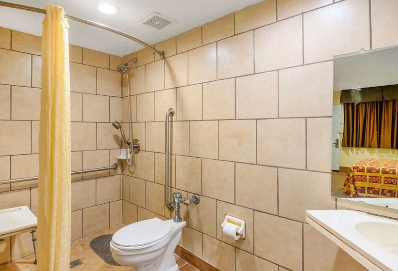 스탠다드 룸 더블 침대 2개, Rodeway Inn