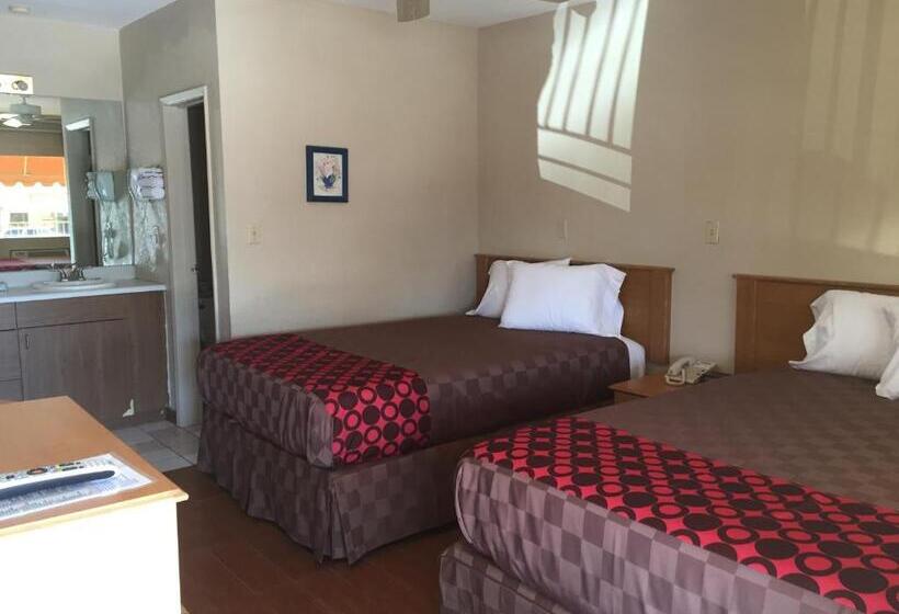스탠다드 룸 더블 침대 2개, Townhouse Inn And Suites