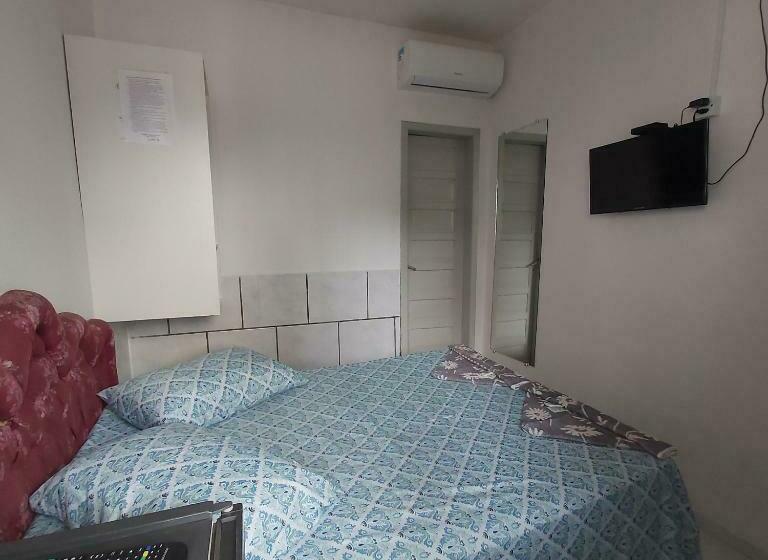 スタンダードルーム, Paraná Bc