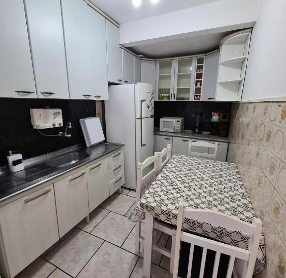 １階の１ベッドルームアパートメント, Paraná Bc