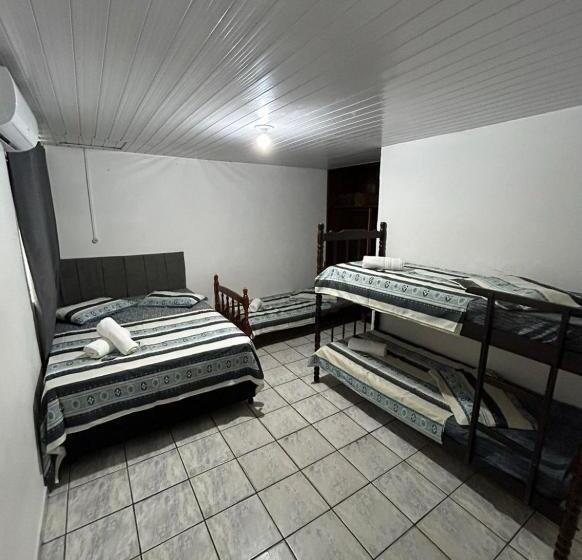 ファミリールーム, Paraná Bc