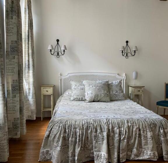 Номер Стандарт, De La Cathedrale Metz