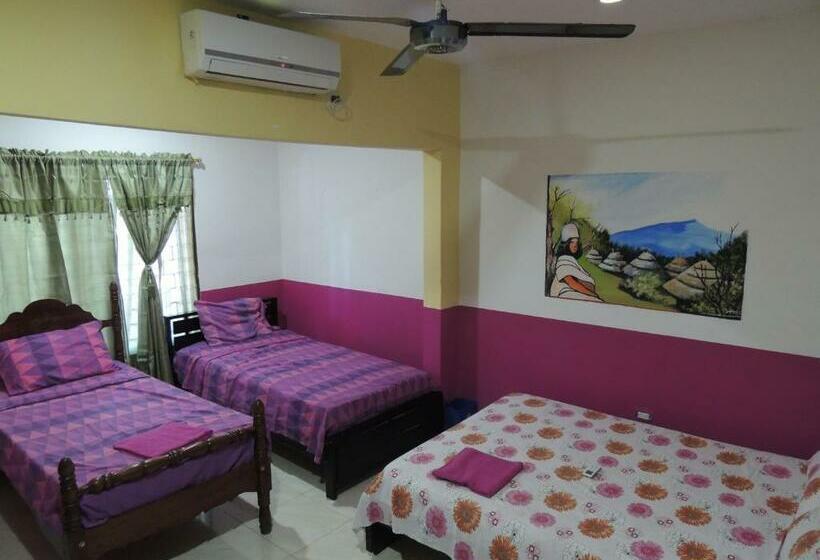 اتاق خانوادگی, Turispanish