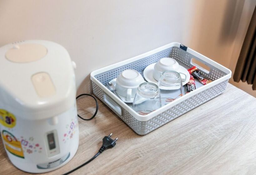 استودیوی استاندارد, Best Way Resort