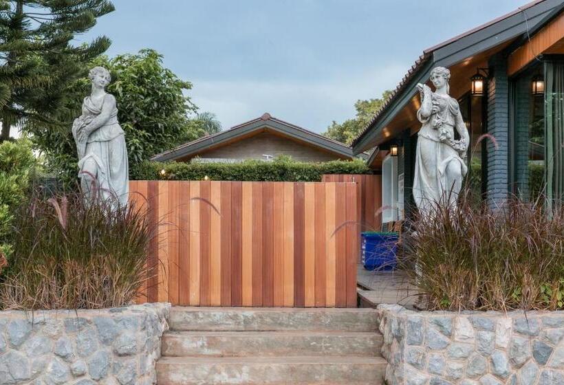 ویلای یک اتاق خوابه با استخر شنا, Best Way Resort