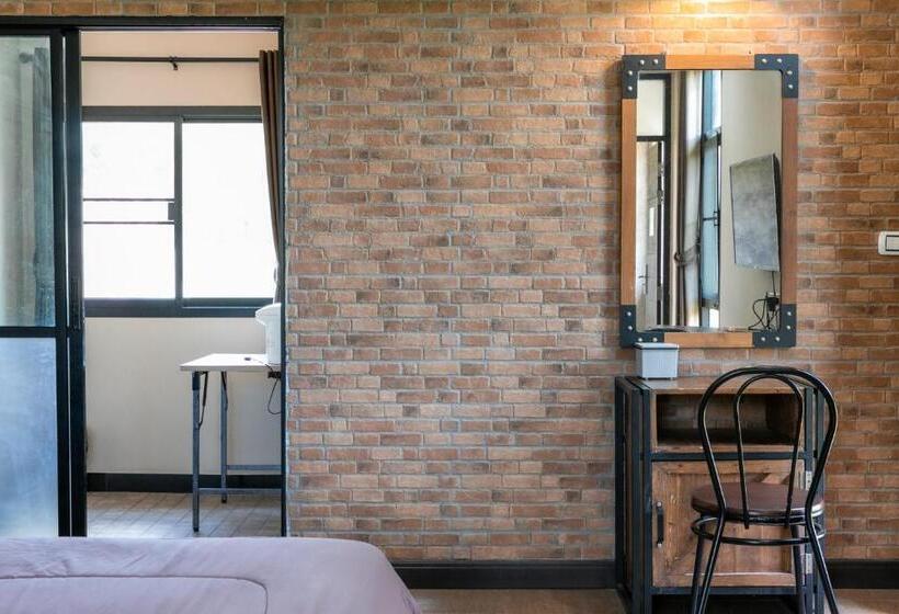 استودیوی استاندارد, Best Way Resort