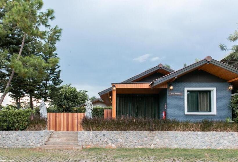 ویلای یک اتاق خوابه با استخر شنا, Best Way Resort