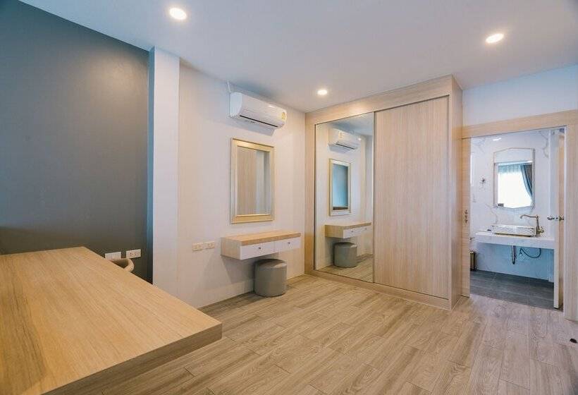 סוויטה אקזקיוטיב, Peranakan House