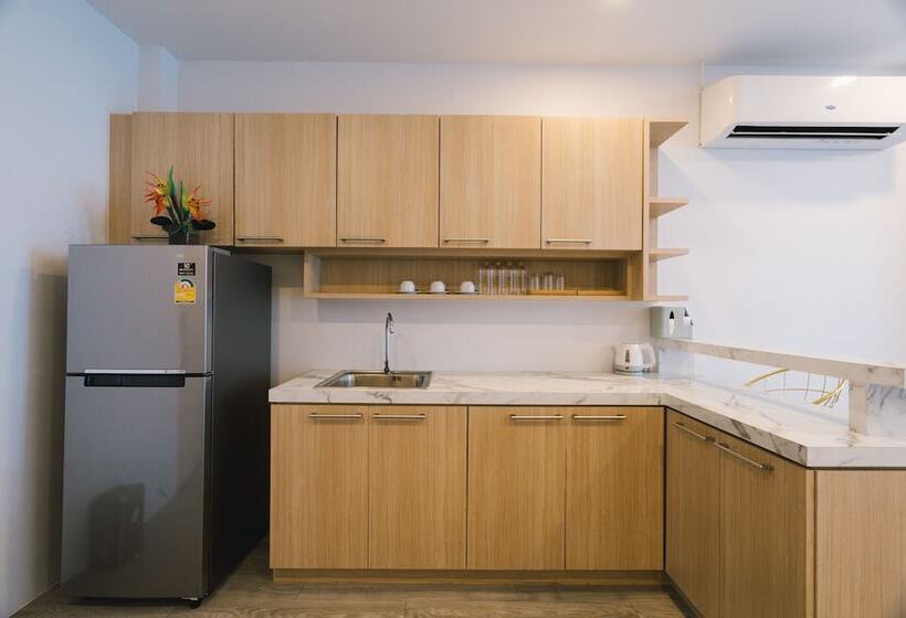 סוויטה אקזקיוטיב, Peranakan House