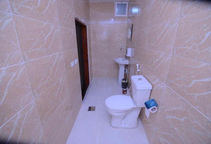 اتاق لوکس, Petra Lion