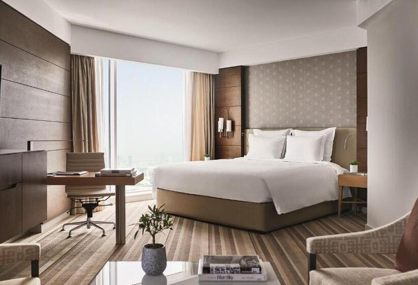 اتاق اجرایی با تخت بزرگ, Pullman Doha West Bay