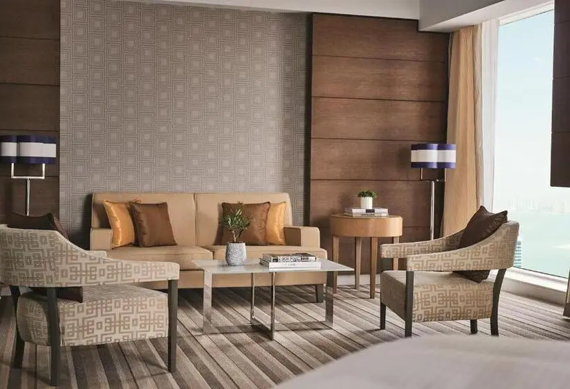 اتاق اجرایی با تخت بزرگ, Pullman Doha West Bay