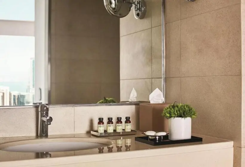 1 Bedroom Penthouse Apartment, Pullman Doha West Bay