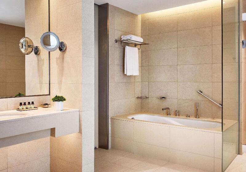 سوئیت اجرایی با تخت کینگ, Pullman Doha West Bay