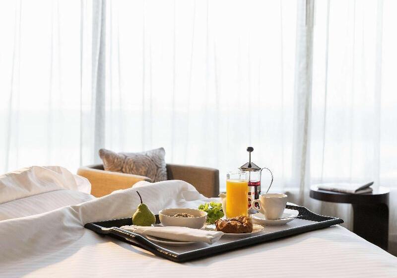 سوئیت اجرایی با تخت کینگ, Pullman Doha West Bay