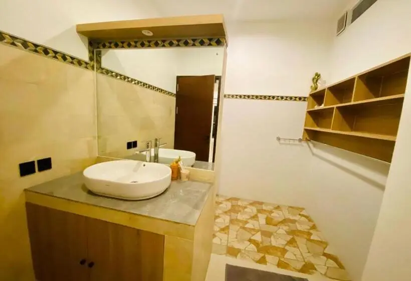 キングサイズベッドのスタンダードルーム, Solaluna Beach Homestay