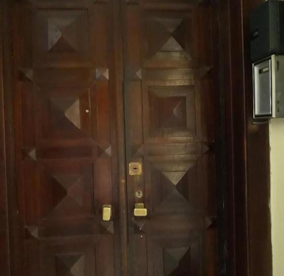 اتاق استاندارد چهار تخته, Lisbon Garden Flower