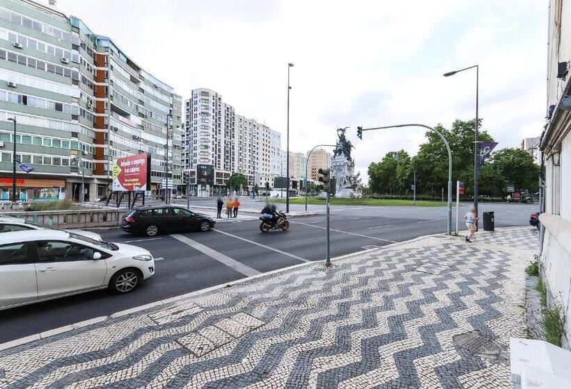 اتاق استاندارد چهار تخته, Lisbon Garden Flower