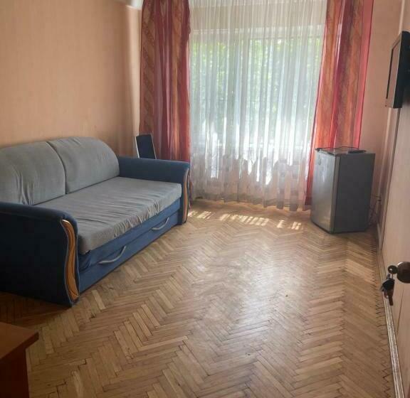 Habitació Estàndard Bany Compartit, Alaska