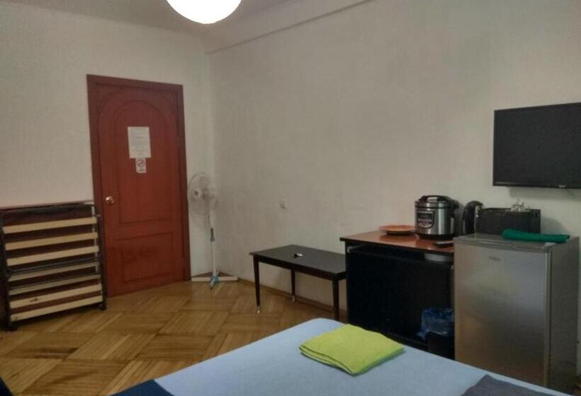 Habitació Estàndard Bany Compartit, Alaska