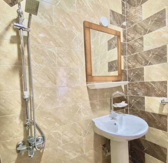 اتاق سوپریور یک تخته, Thecastle