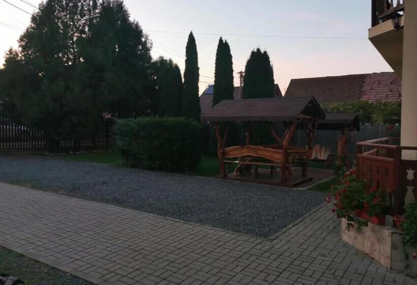 Номер Стандарт, Pensiunea Maria Köber