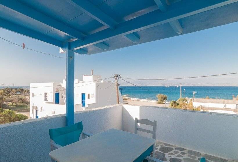 استودیوی استاندارد با چشم‌انداز دریا, Sunset